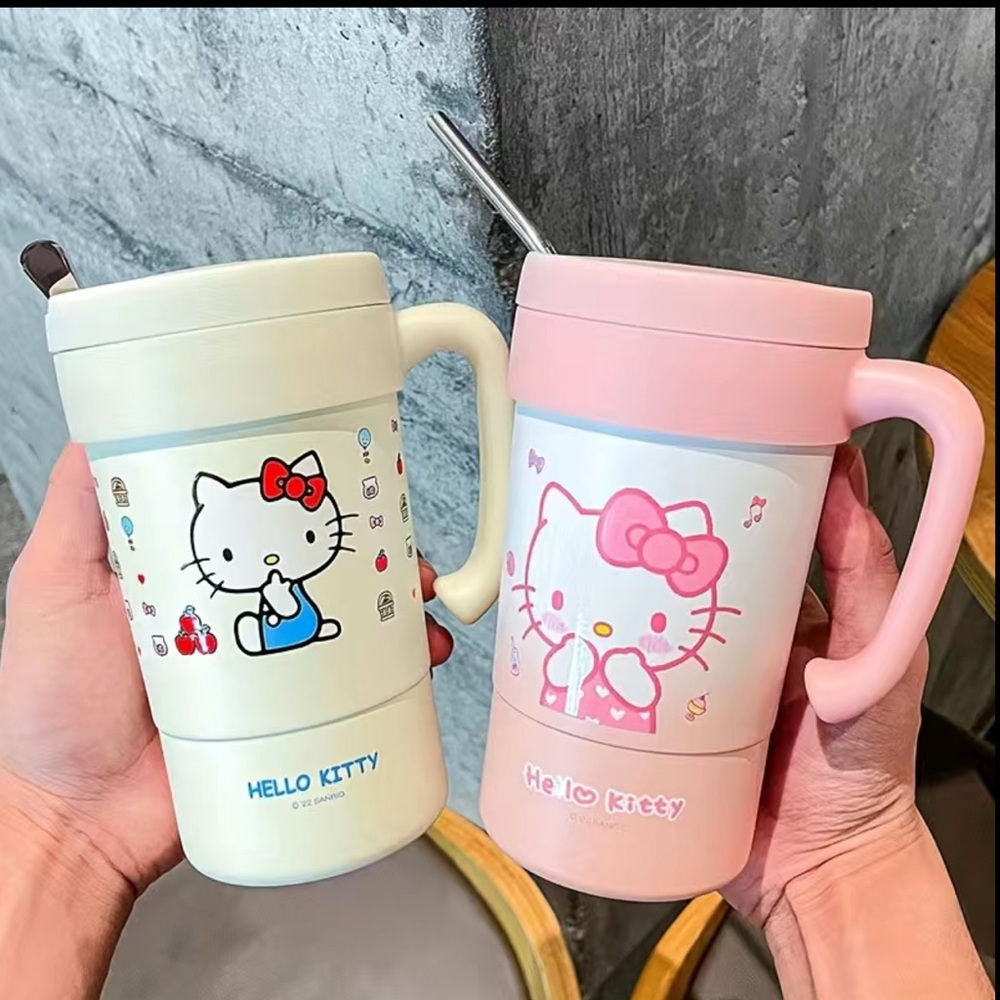 Insulated hello kitty cup with straw (2 colors available)